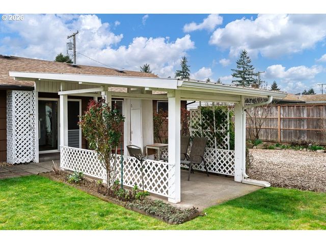 6943 Se TENINO St, Portland, OR 97206