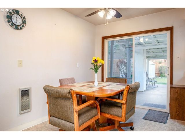 6943 Se TENINO St, Portland, OR 97206