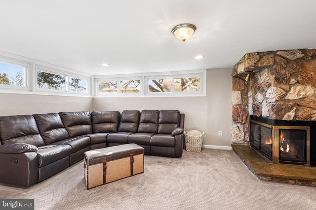 8308 COBDEN RD, Glenside, PA 19038