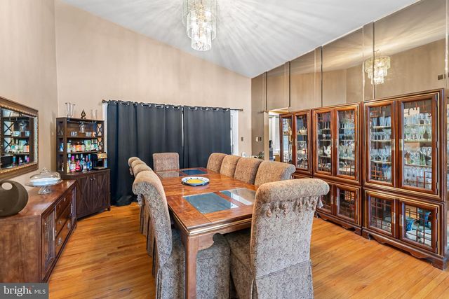 8308 COBDEN RD, Glenside, PA 19038