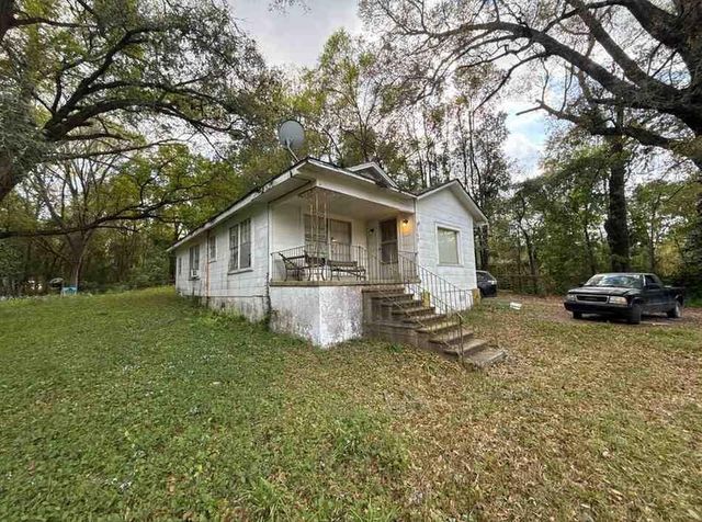 109 Hillside Drive, Chickasaw, AL 36611