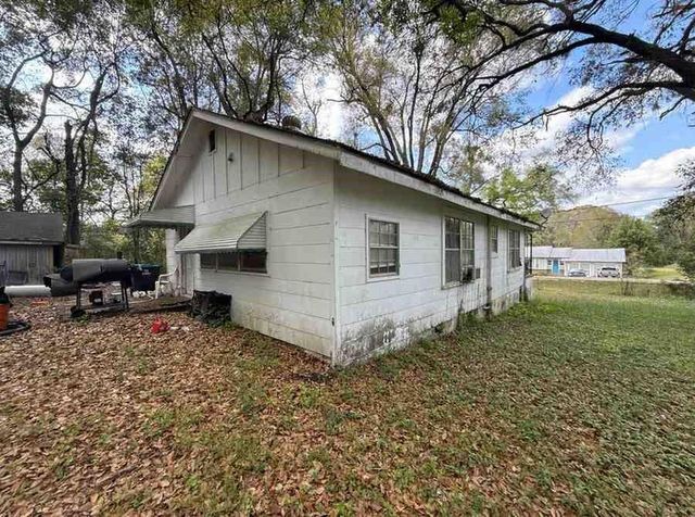 109 Hillside Drive, Chickasaw, AL 36611