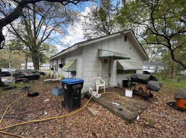 109 Hillside Drive, Chickasaw, AL 36611