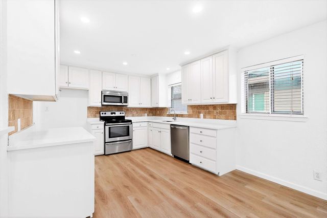 7609 Deaver Drive, North Richland Hills, TX 76180