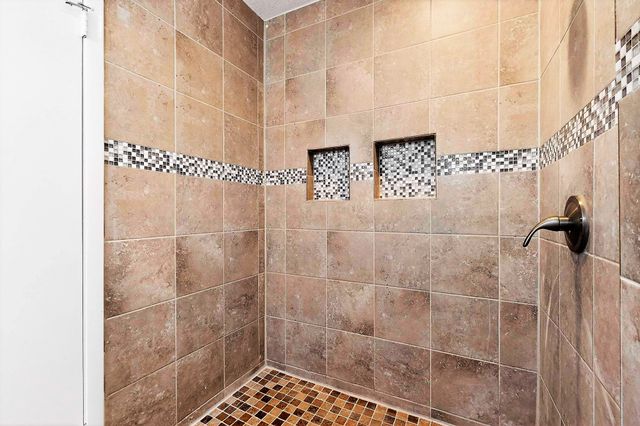 7609 Deaver Drive, North Richland Hills, TX 76180