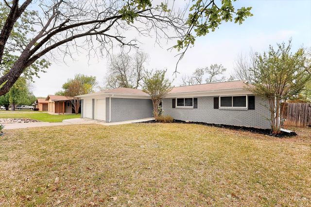 7609 Deaver Drive, North Richland Hills, TX 76180