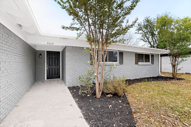 7609 Deaver Drive, North Richland Hills, TX 76180