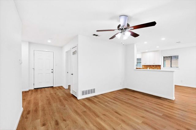 7609 Deaver Drive, North Richland Hills, TX 76180