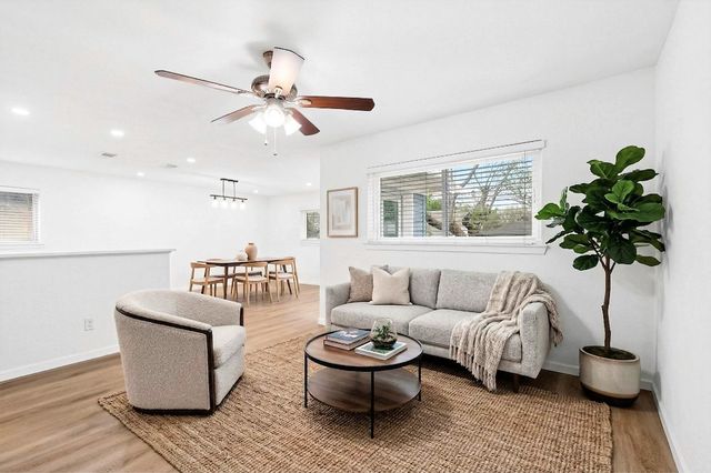 7609 Deaver Drive, North Richland Hills, TX 76180