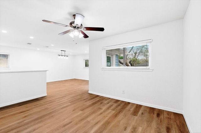 7609 Deaver Drive, North Richland Hills, TX 76180