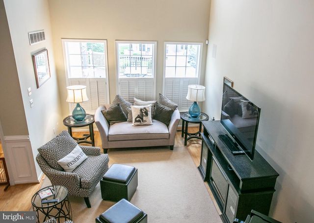 29 EAGLE RD, Phoenixville, PA 19460