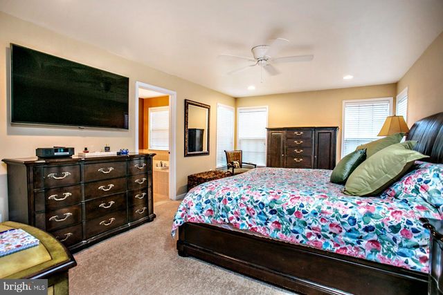 29 EAGLE RD, Phoenixville, PA 19460