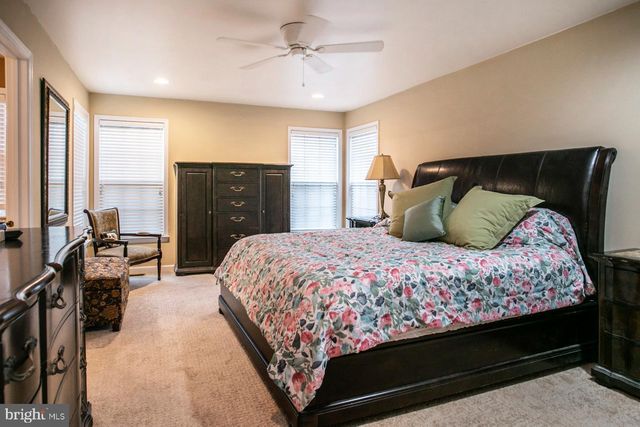 29 EAGLE RD, Phoenixville, PA 19460