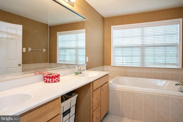 29 EAGLE RD, Phoenixville, PA 19460