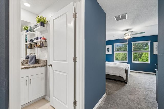 852 TENNYSON MILL CIRCLE, Tampa, FL 33619
