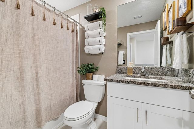 852 TENNYSON MILL CIRCLE, Tampa, FL 33619