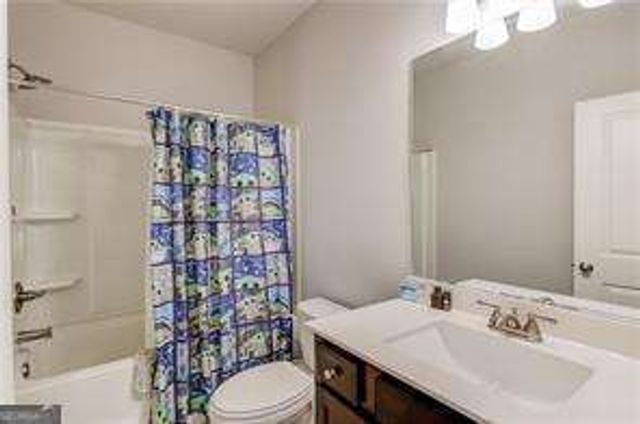 404 Henson Farm Drive, Loganville, GA 30052