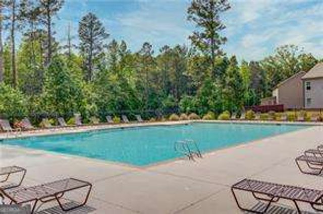 404 Henson Farm Drive, Loganville, GA 30052