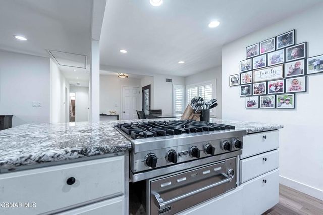 2642 Blue Ridge Circle, Simi Valley, CA 93065
