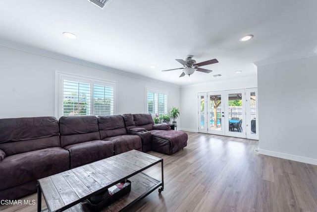 2642 Blue Ridge Circle, Simi Valley, CA 93065