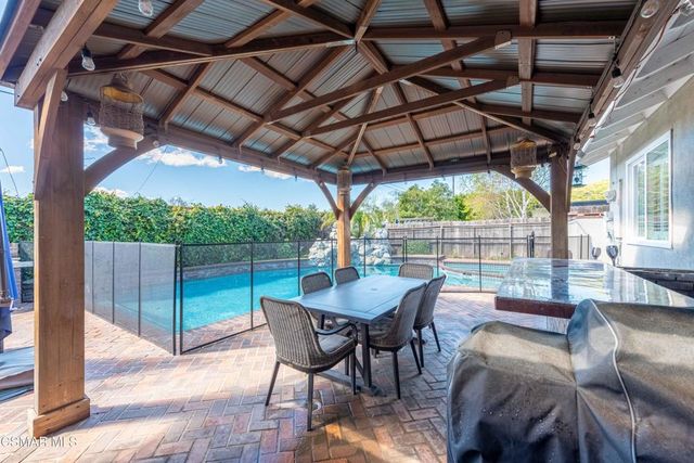 2642 Blue Ridge Circle, Simi Valley, CA 93065
