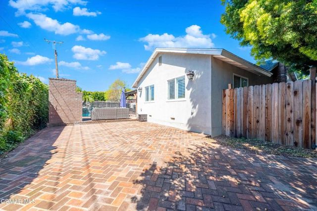 2642 Blue Ridge Circle, Simi Valley, CA 93065
