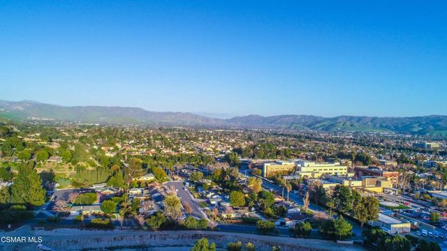 2642 Blue Ridge Circle, Simi Valley, CA 93065