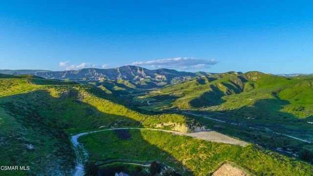 2642 Blue Ridge Circle, Simi Valley, CA 93065
