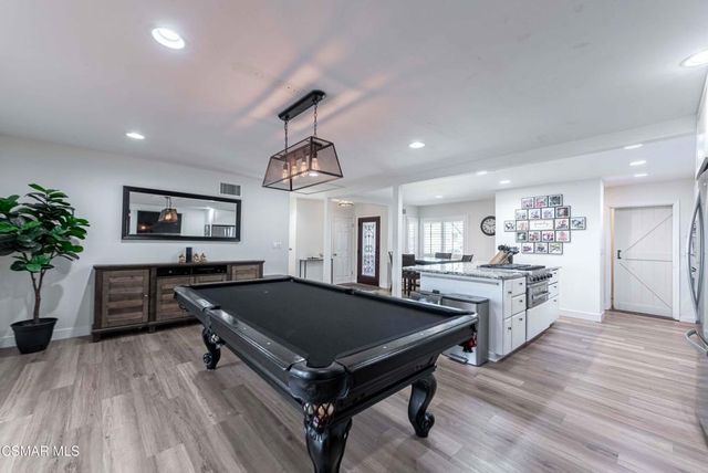 2642 Blue Ridge Circle, Simi Valley, CA 93065
