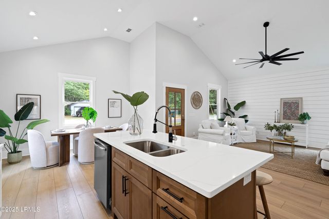 2017 Lafayette Street, Beaufort, SC 29902