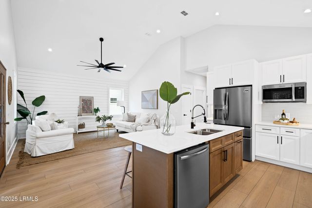 2017 Lafayette Street, Beaufort, SC 29902