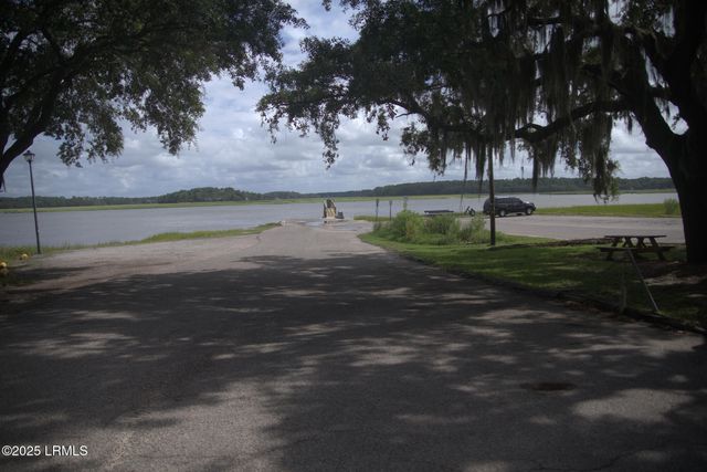 2017 Lafayette Street, Beaufort, SC 29902