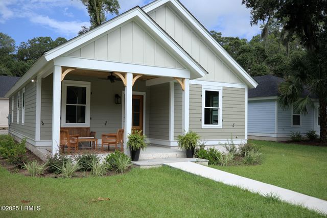 2017 Lafayette Street, Beaufort, SC 29902