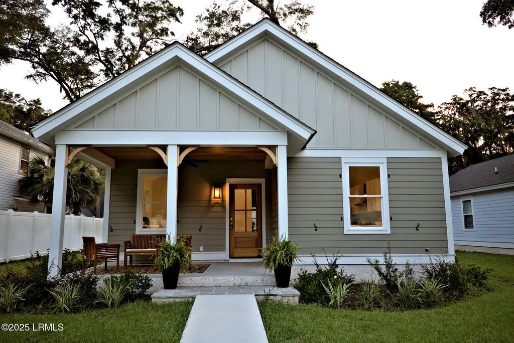 2017 Lafayette Street, Beaufort, SC 29902