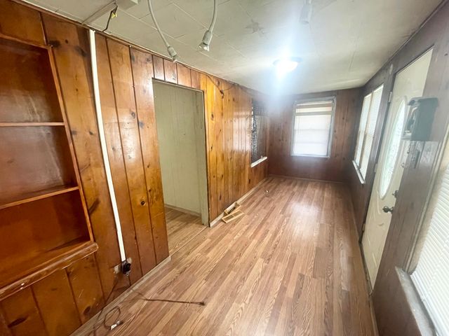 1724 Lake Avenue, Whiting, IN 46394