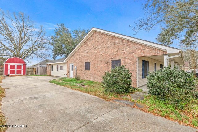 109 Sundown Drive, Broussard, LA 70518