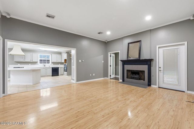 109 Sundown Drive, Broussard, LA 70518