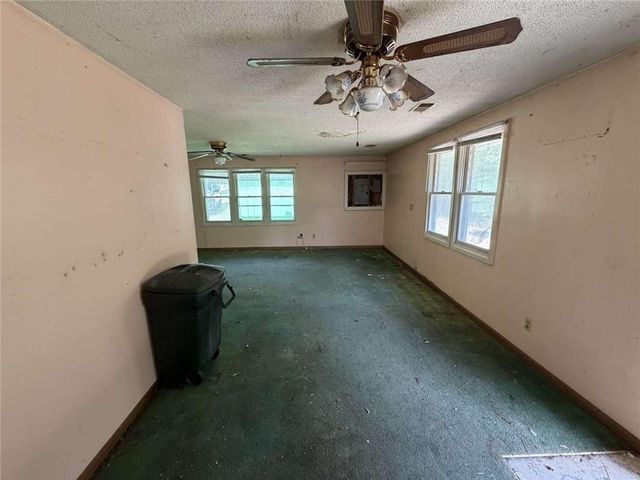 4705 N Koger Road, Sibley, MO 64088