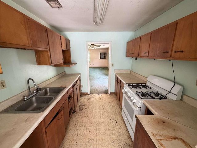 4705 N Koger Road, Sibley, MO 64088