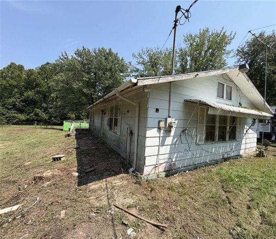 4705 N Koger Road, Sibley, MO 64088
