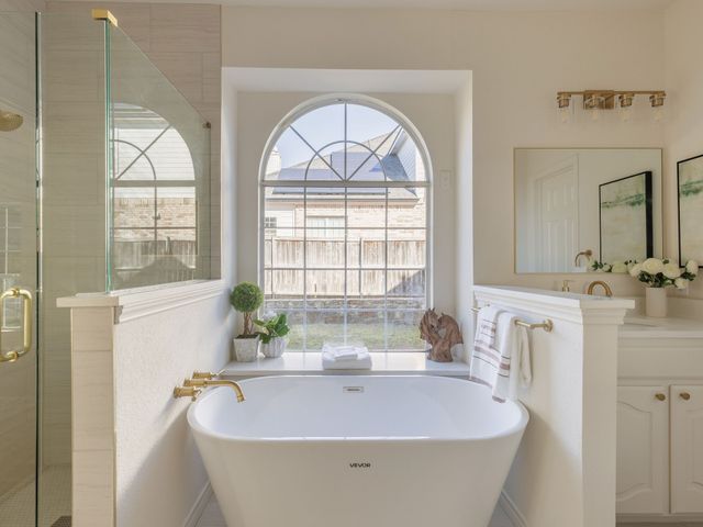 2807 Saint Maria Drive, Mansfield, TX 76063