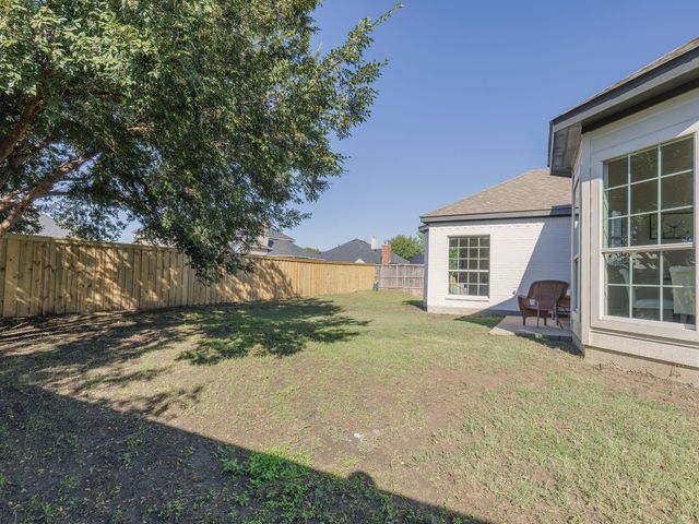2807 Saint Maria Drive, Mansfield, TX 76063