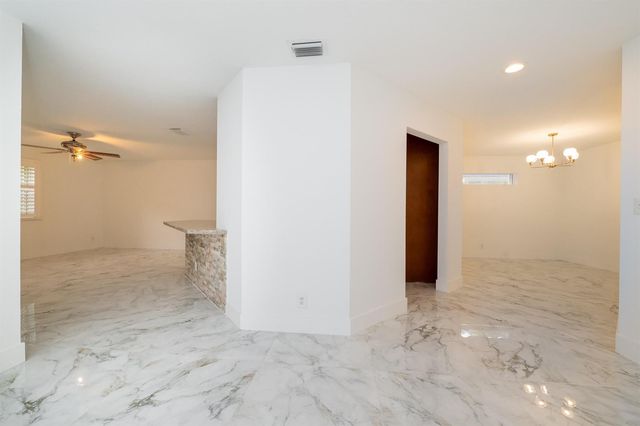 2379 NW 33rd Terrace, Coconut Creek, FL 33066