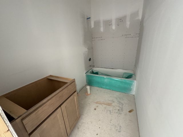 5166 High Park Hill Dr, Arrington, TN 37014