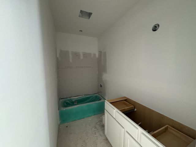 5166 High Park Hill Dr, Arrington, TN 37014