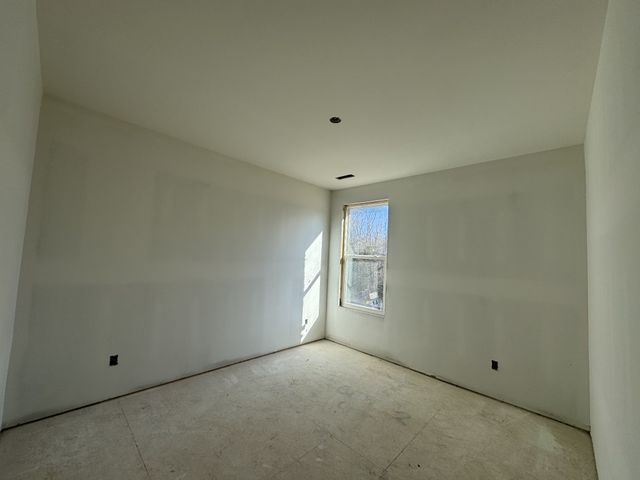 5166 High Park Hill Dr, Arrington, TN 37014