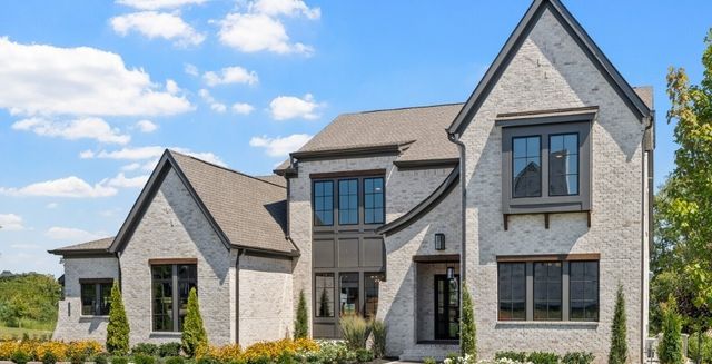 5166 High Park Hill Dr, Arrington, TN 37014