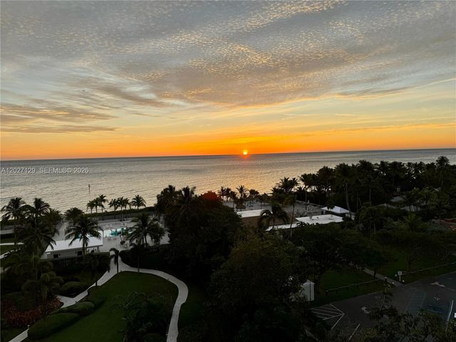 607 Ocean Dr 9K, Key Biscayne, FL 33149