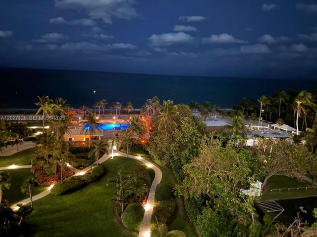 607 Ocean Dr 9K, Key Biscayne, FL 33149