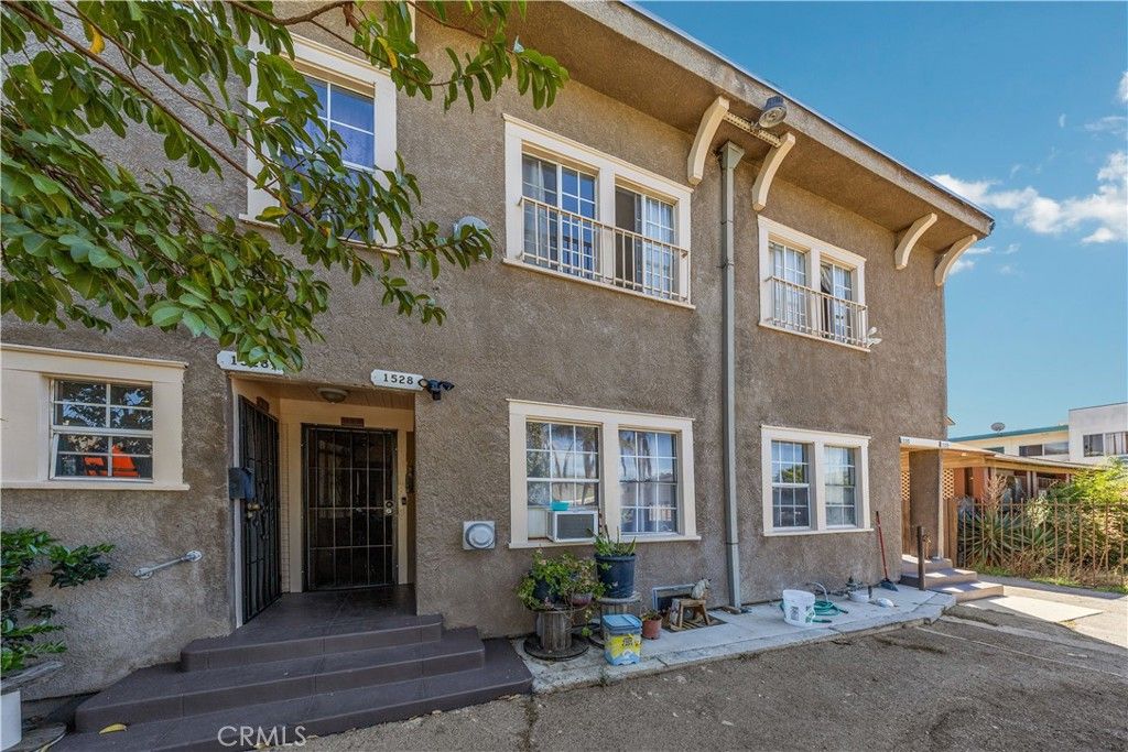 1528 2nd Avenue, Los Angeles, CA 90019 — photo 4